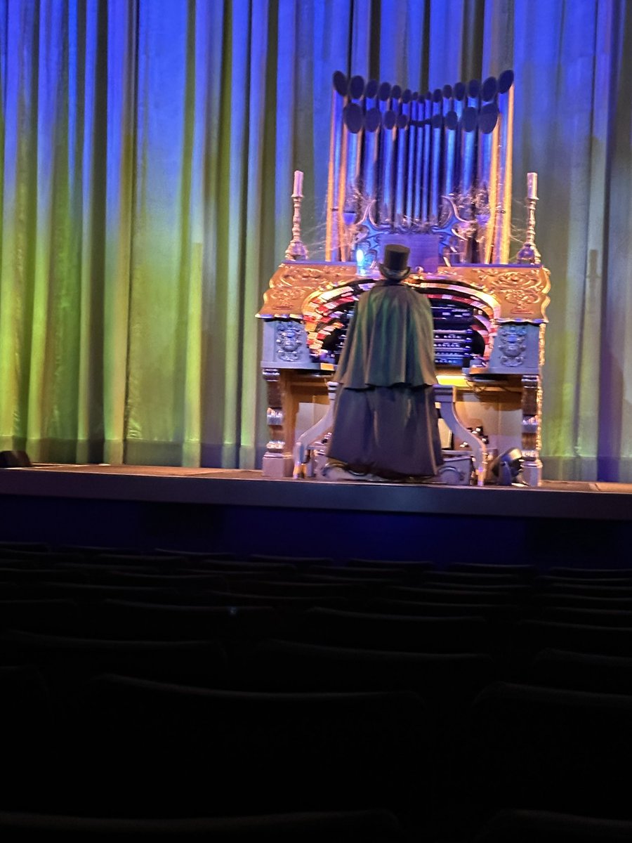 Mystro13's tweet image. The Haunted Mansion Movie #HaunredMansion