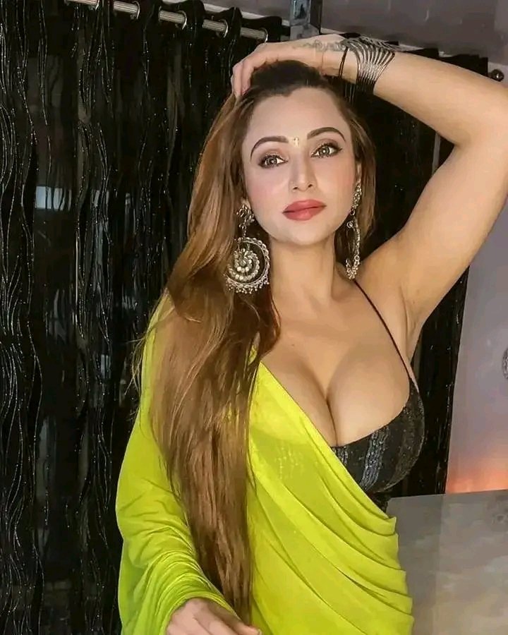 F2uyzVBWQAAQJ9s?format=jpg&name=900x900