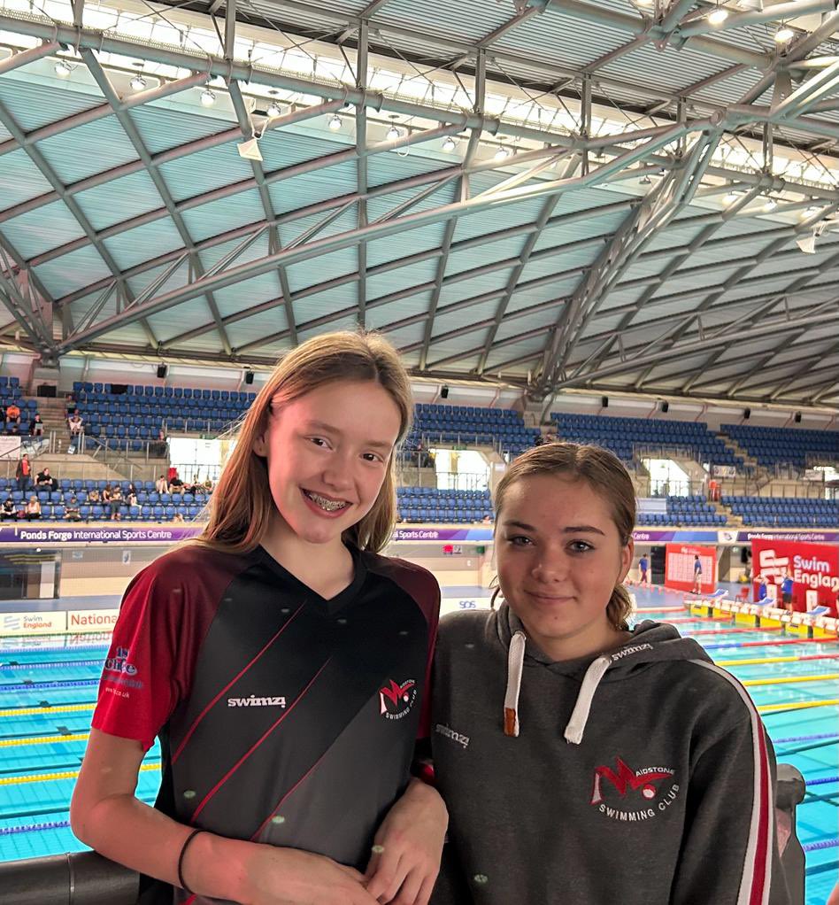 maidstonesc's tweet photo. It’s the penultimate day of the @Swim_England Summer Nationals and we’re ready for Session 9. Good luck to Kahlen (200 Back), Bella (200 Fly) and Olivia (50 Breast) this morning with your heat swims. 🖤🤍❤️

Let's go Girls!!!! 🍀🏴���󠁢󠁥󠁮󠁧󠁿🍀🏴󠁧󠁢󠁥󠁮󠁧󠁿🍀

#SESwimming #SESummerMeet https://t.co/bLWgZSR3Uw