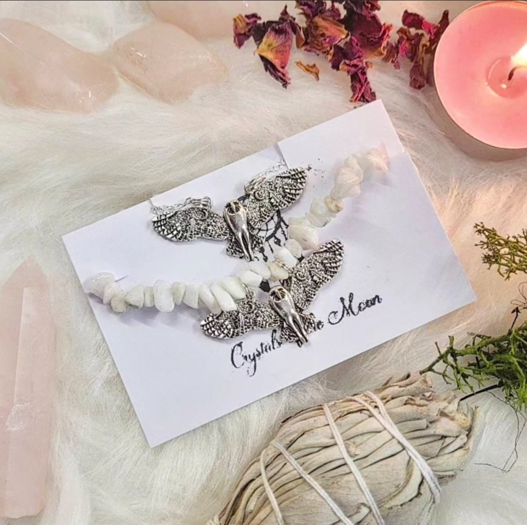 TheWildWWitch's tweet photo. Snow Quartz has a soft feminine energy that will balance yin and yang energies and align chakras. It facilitates alertness and mental clarity during meditation.
https://t.co/RYATuaFQer
#MHHSBD #EarlyBiz #UKWeekedHour #NetworkWithThrive #UKGiftAM #crafterday #YorkshireCraftHour https://t.co/IgGraQJj22