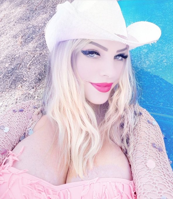 Bondi .felice weekend  amici .@cicciolina_uff https://t.co/0odoi17UcI<a class="tags" href="/tag/cicciolina_uff">@cicciolina_uff</a><a href="/tag/alfonso"class="tags"><span>#alfonso</span></a>