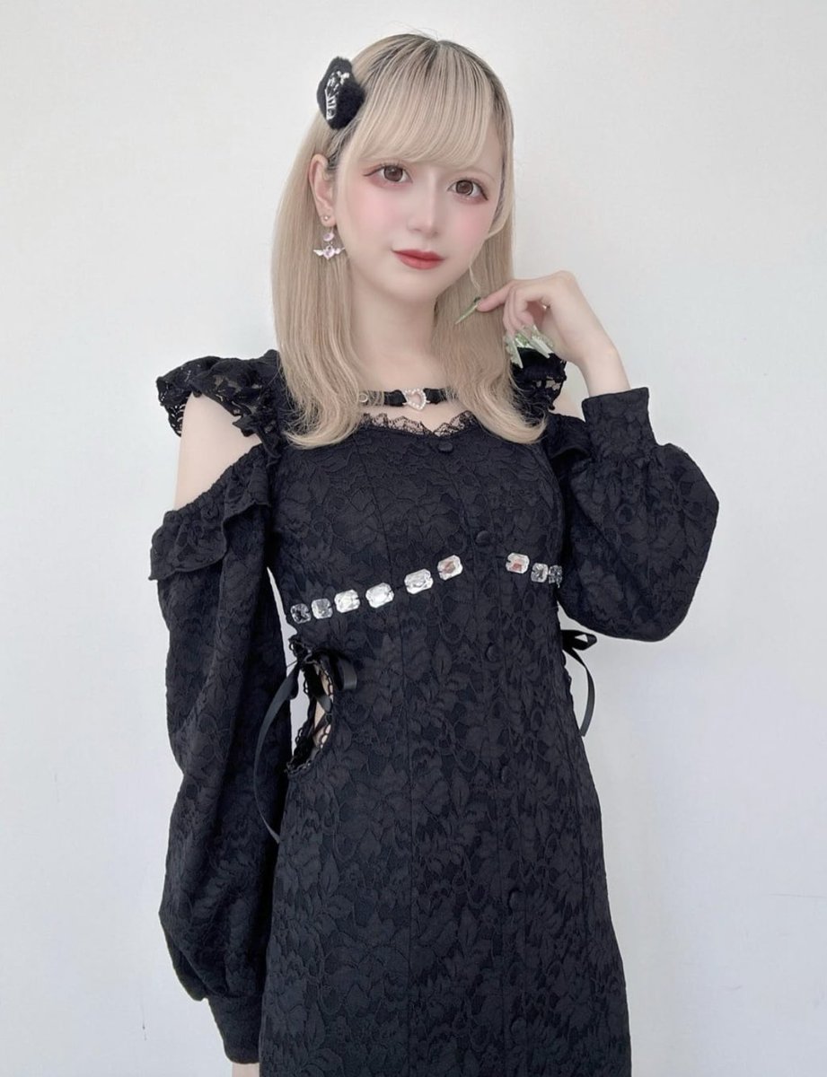 AnkRouge's tweet photo. 公式通販サイトAilandオススメコーデ

♡Ank Rouge 2023 AW collection vol.2♡
【 Diner♡Girl 】公開中🎀🖤

https://t.co/1xXnd20uux https://t.co/xK1u8ewvqa