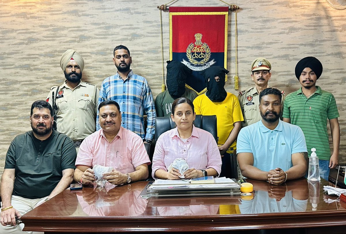 RupiSra's tweet image. Tightening noose around drug peddling, @Ludhiana_Police has apprehended 205 grams heroin during surprise drive. Seizures have been made in 2 separate cases and 3 persons have been arrested. Role of others involved in crime is under scanner. 

#ZeroTolerance
#NoToDrugs
#YesToLife