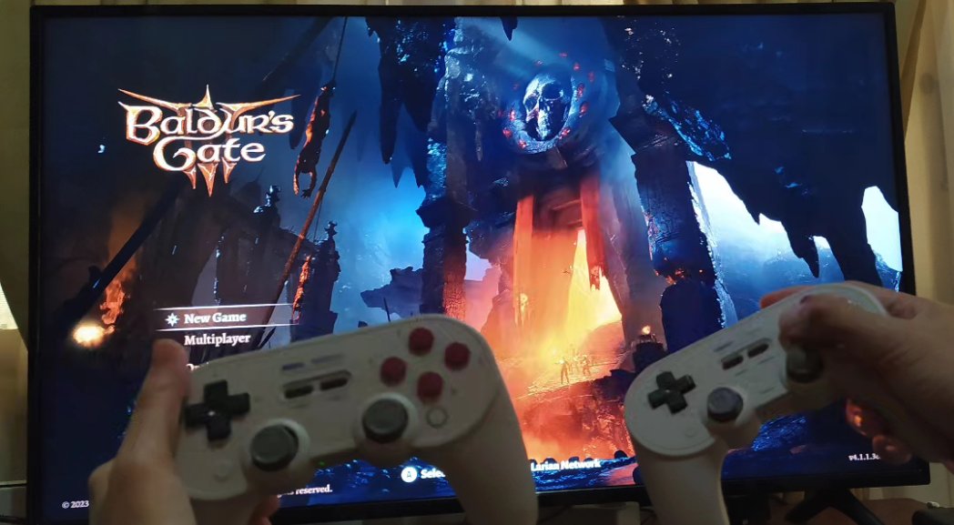 Happy release day, fellow adventurers! 
Teaming up with hubby here. 

#gamercouple #BaldursGate3