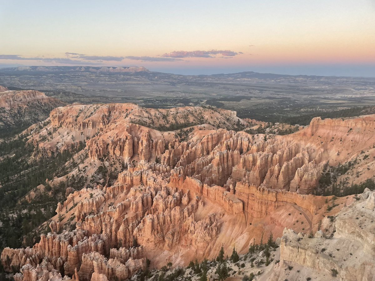 drkellypage's tweet photo. #nofilter #mothernature #bestdesignerEVER #brycecanyon ๐ https://t.co/7nDfI7cRlV