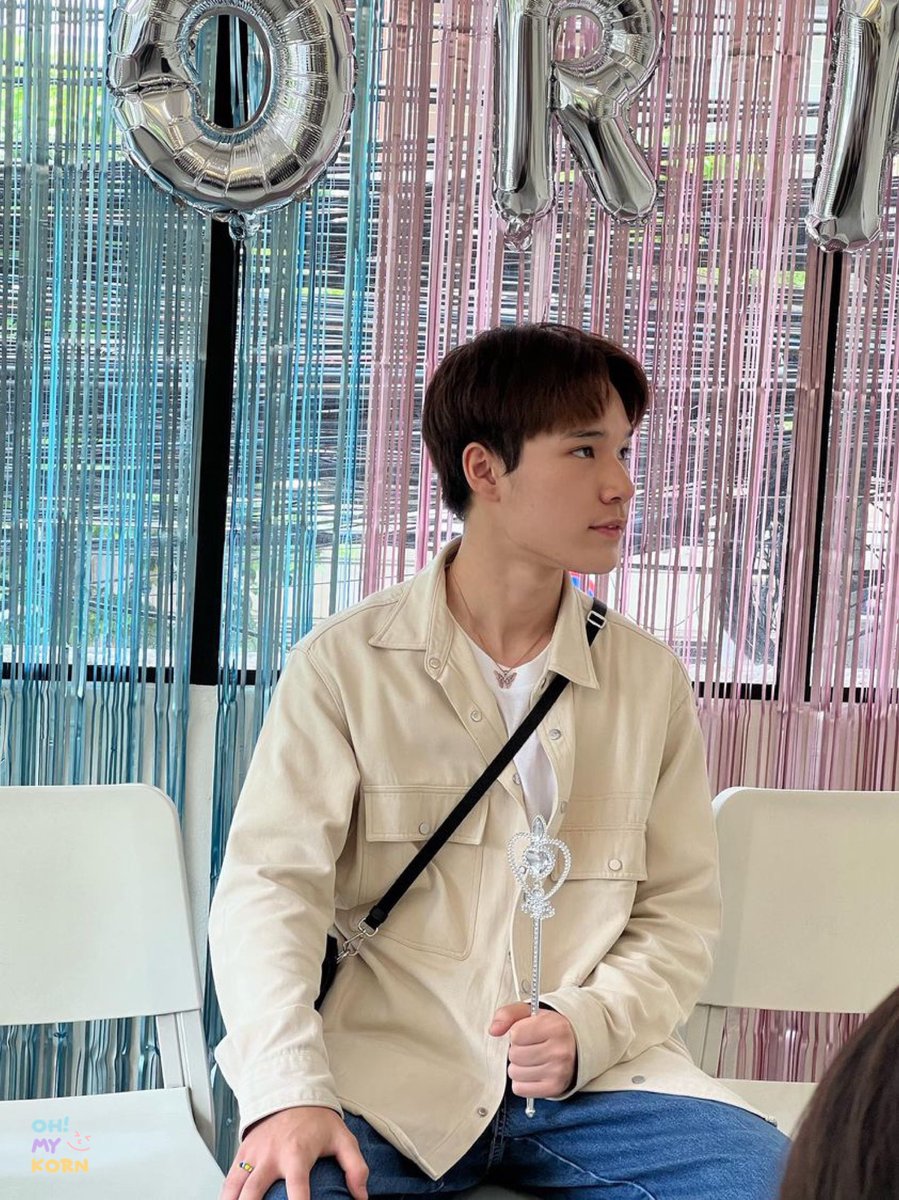 OHMYKORNTH's tweet photo. D-DAY 🧸💖 

น้องกรมาถึงคาเฟ่แล้ว สำหรับแฟนๆที่อยากทวิตรูปและวิดีโองานวันนี้สามารถใช้แท็ก '#17ปีสุขีอัตตานังรักกรจังซารังเฮ' พ่วงกับแท็กน้องกรได้เลยนะค้าบ ส่วนแฟนๆที่ไม่ได้มาร่วม ทางบ้านจะอัปเดทคลิปและรูปความประทับใจให้เป็นระยะๆนะค้าบ  ⸜(｡˃ ᵕ ˂ )⸝♡

#ชาวนกอีก๋อย #kkkk_korn https://t.co/qYpqyw8bSh