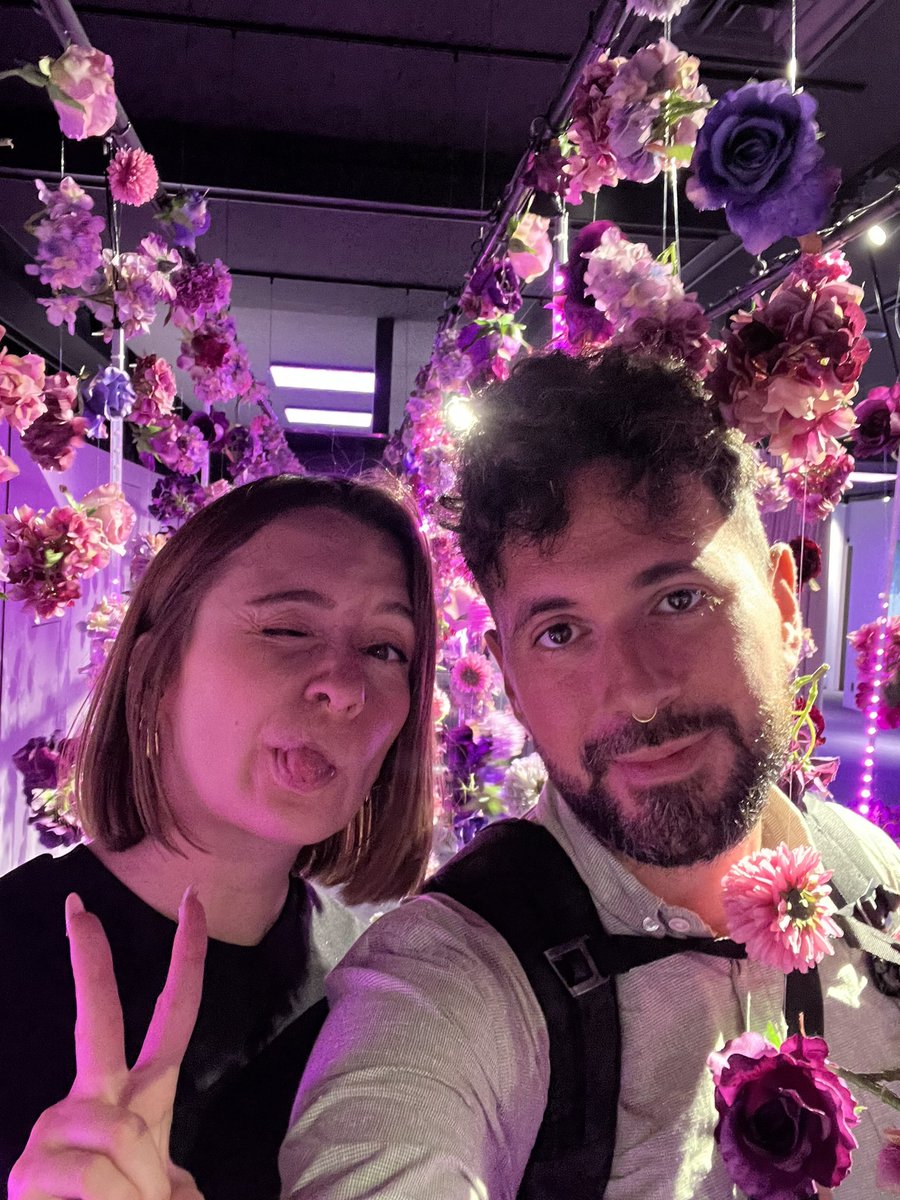Vmonteil's tweet photo. #galaxyのある生活 #galaxypurplefloor #galaxyharajuku #S23series https://t.co/VaOlWkWbMO