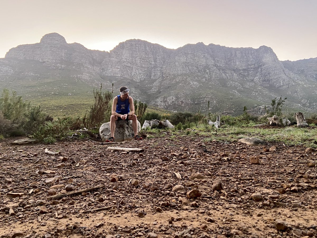 Back to my favourite rock. A quiet and misty morning in Stellenbosch. Now for bagels!