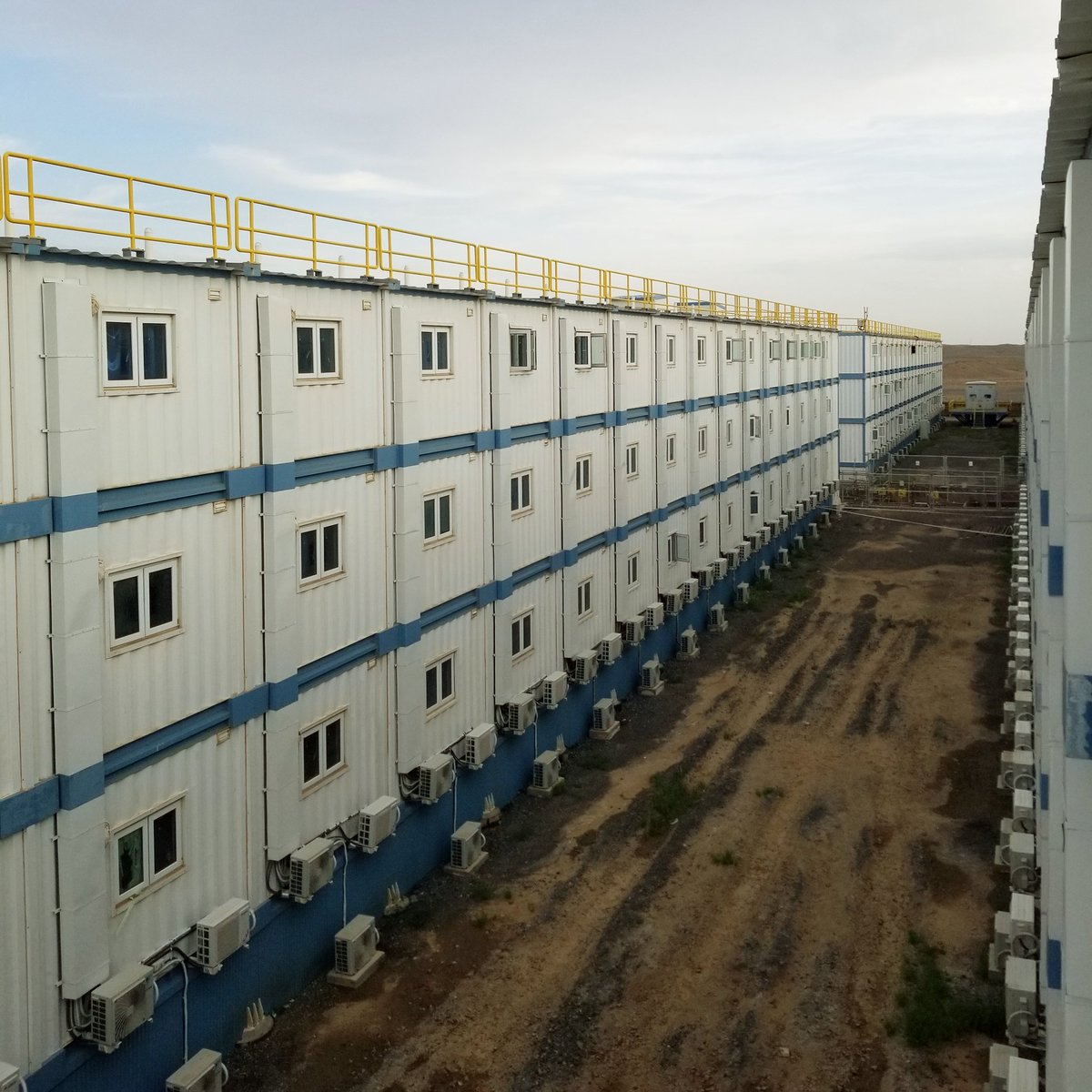 Энэ ч бас л аймар дүр зураг байна шүү.