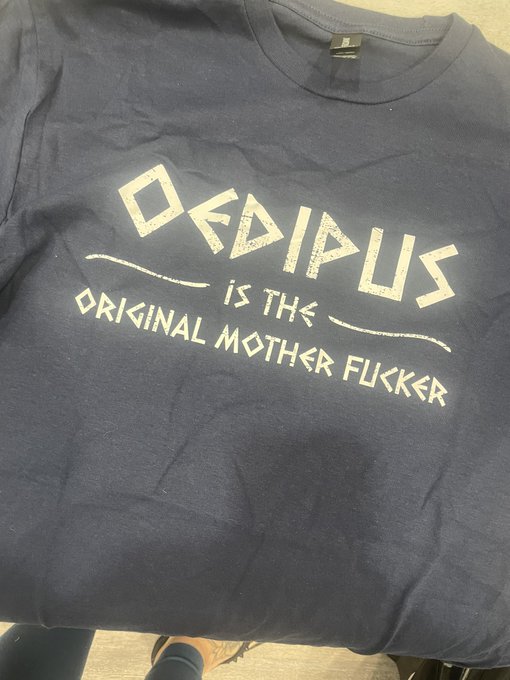 Got this hilarious shirt in Greece&hellip;.. https://t.co/WmJ1QwSBWc<a href="/tag/internationalcatday"class="tags"><span>#internationalcatday</span></a>