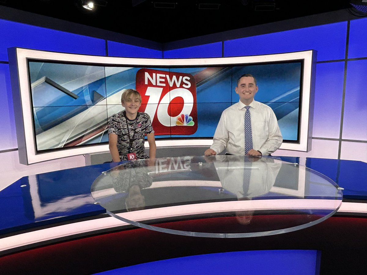 jnayr17's tweet photo. Thank you, @ColtonCwx, for taking time out of your day to make a lasting impression with my nephew today. The tour and behind the scenes view of @wilxTV was amazing.  My nephew’s passion for weather and forecasting became even stronger after this 1 on 1 with you. 😁 #AwesomeDay https://t.co/eLpYLfslBx