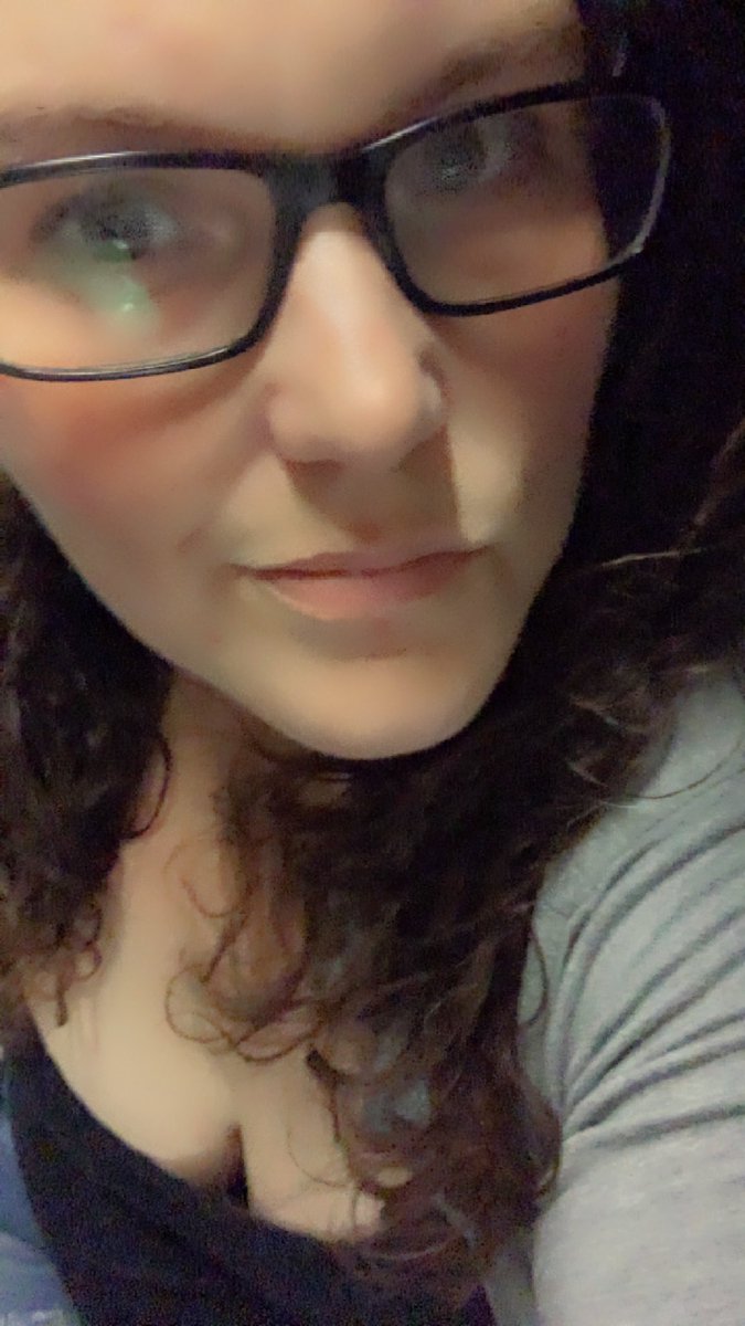 gddssdevine's tweet photo. Where are all my cucks that wanna $end while they watch my Alpha dominate my big juicy a$$ and wish they were that lucky. 
One look and you’ll never want to stop. You’ll $end and $end until you’re broke, and then $end again. And maybe, just maybe if you send enough I’ll glance your way. 

Damn I love findom.