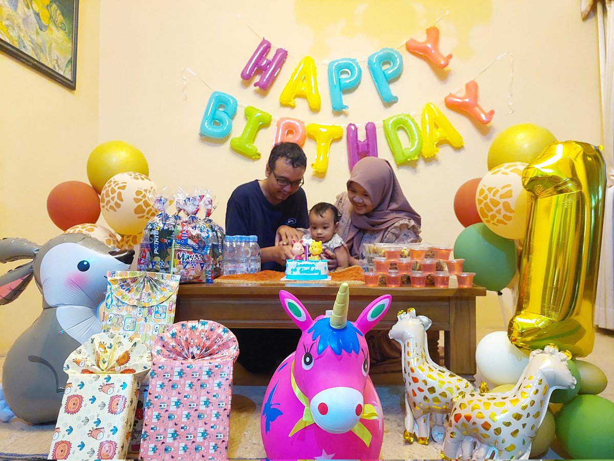 disyahrani's tweet photo. @kdrama_menfess Balonnya sama 😂 apakah kami juga ada kaitannya dengan mereka https://t.co/3S4VCEPHaa