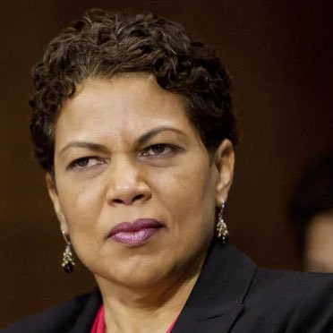 Candidly Tiff tweet media