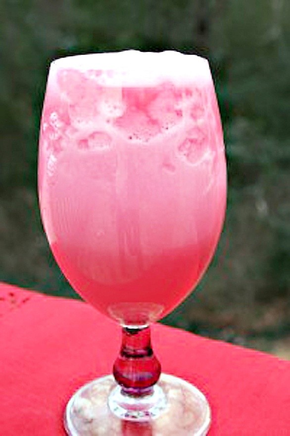 lotusdrink's tweet photo. → @natofsnow

📝 1 Drink das Deusas
📝 1 Red Velvet
📝 1 Melikatron

📨: Bebidas geladinhas pra combinar com seu legadinho! https://t.co/qveqoc9u1N