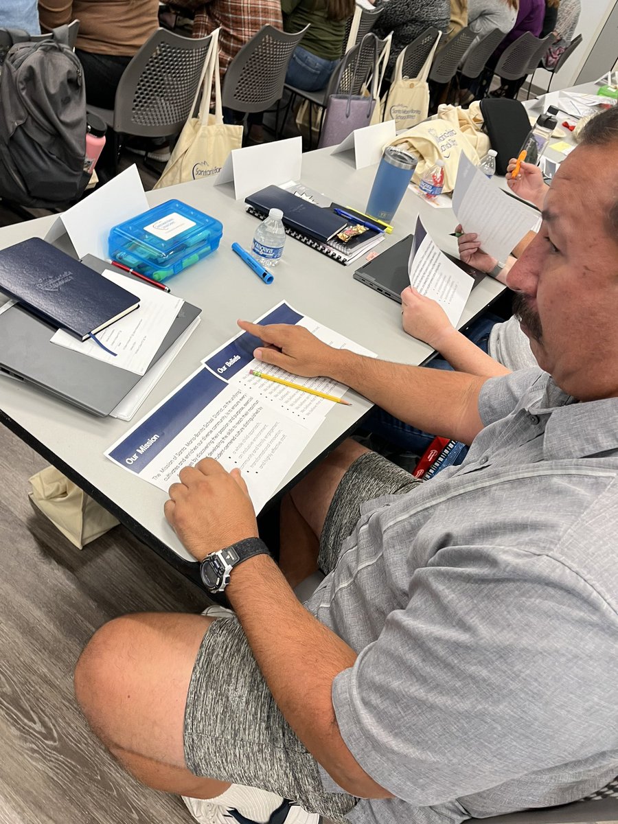 Shelli Hart tweet media