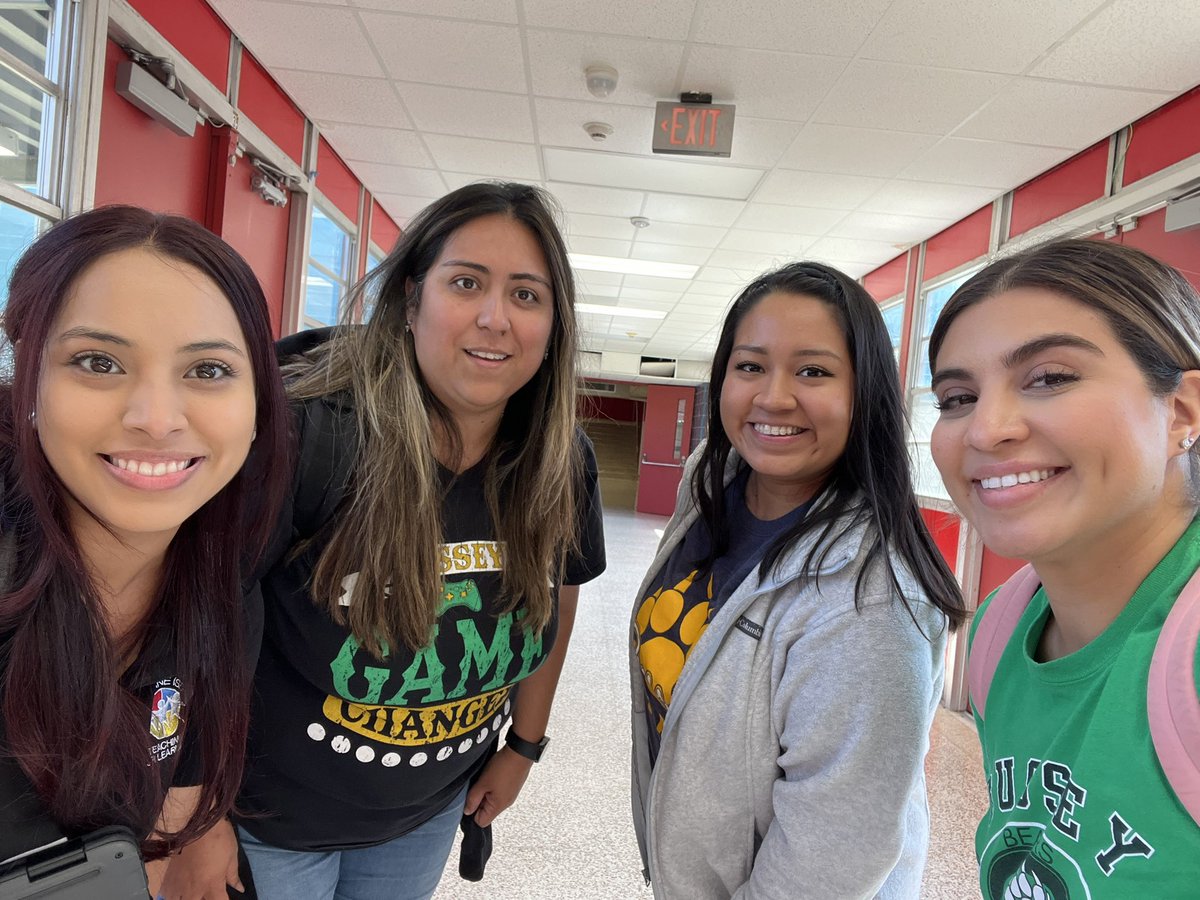 Mrs.Estrada tweet media