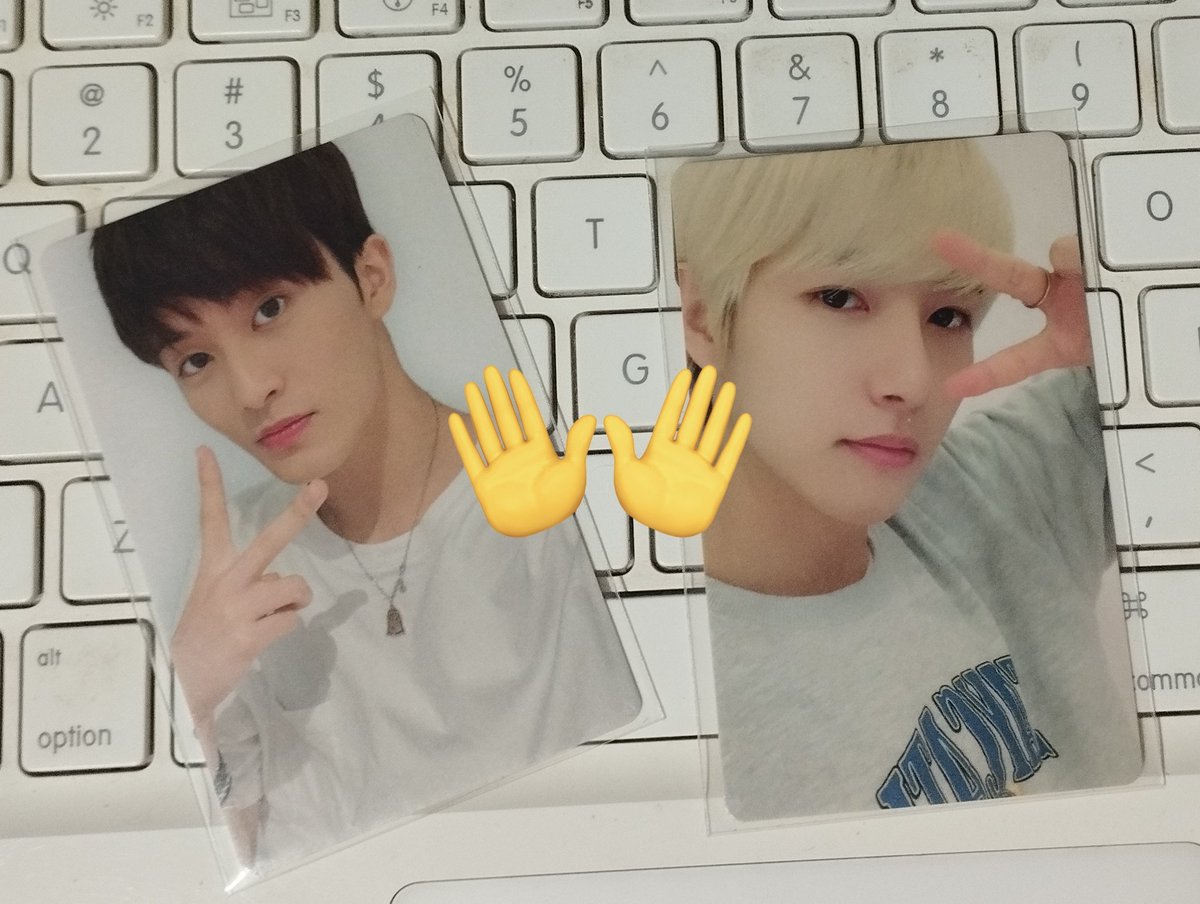 cartomin's tweet photo. ꒰ help rt | wts lfb ph ꒱

Hello Future POB

- Mark yzy r3 hello pc - 290
- Renjun yzy r3 hello pc - 290
- Set for 560 
- onhand! free pf

✿Gcash, Payo or 3days!
✿ 📍Cav. Ggx, flash, jnt

# wts lfb ph renjun mark pc yizhiyu pob renjun bieber https://t.co/gQFh4Wv3f2