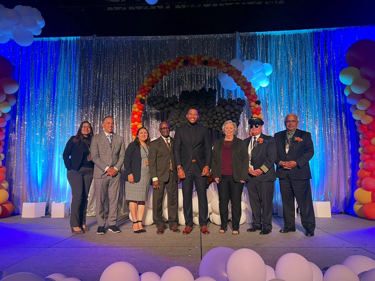 Thank you <a href="/TommieMabry/">Dr. Tommie Mabry</a> for joining us at our annual Joint Leadership Summit!! #MVUSDGoBeyond ✈️