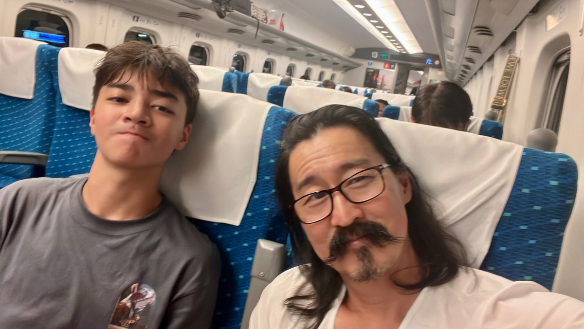 tweetsuro's tweet photo. Japan family reunion! Highlights have been Miyajima and Enoshima. This has been my kids’ first time in Japan, hopefully not their last :)￼￼ https://t.co/yySMlZqD6K