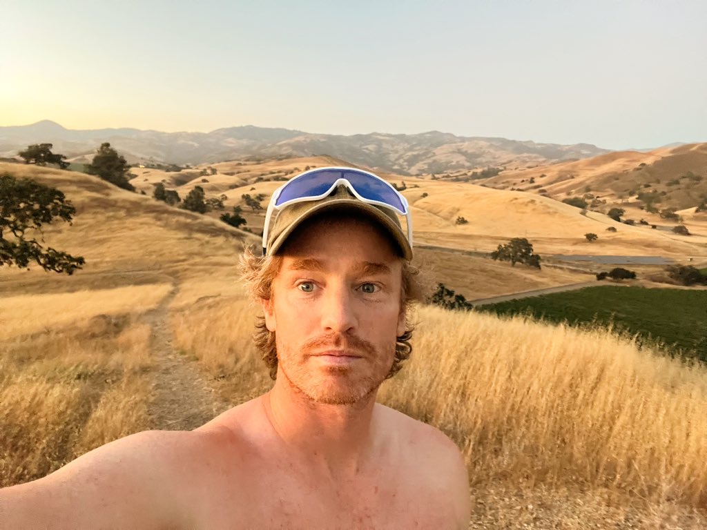 GLOWPUNK's tweet photo. Smashed out a few miles today. Got to the middle of nowhere and followed a dry river bed home.. #MiniMission #hiking #outdoors #California https://t.co/Z6TS6eoVit