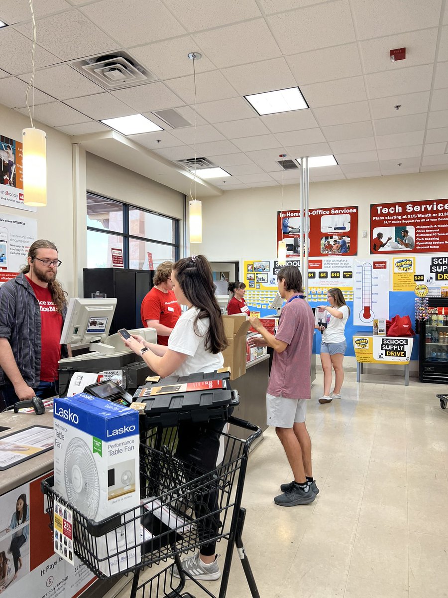 A huge shout out goes to Office Max at The Summit for sponsoring DSA. Our teachers loved picking out supplies on Thursday morning. Thank you for the delicious breakfast too! #WeAreDSA <a href="/OfficeMax/">OfficeMax Inc.</a>