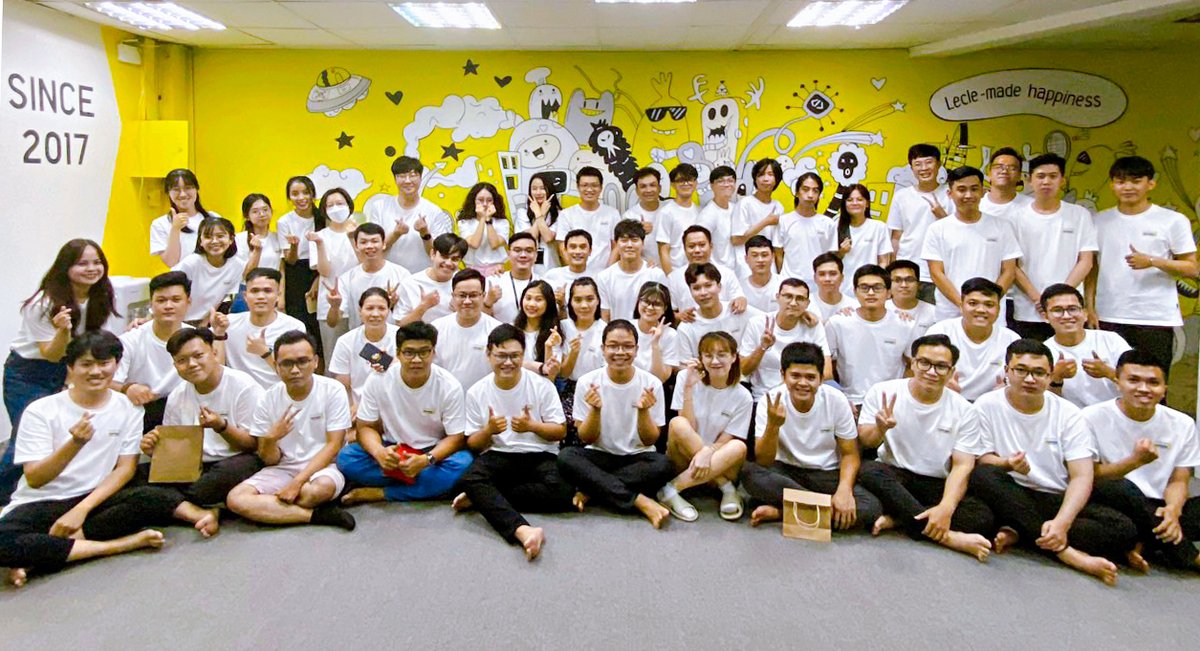 𝗟𝗲𝗰𝗹𝗲 𝗧𝘂𝗿𝗻𝘀 𝟲 🎉🎁

6️⃣ amazing years have gone by, and Lecle has grown in so many wonderful ways with all of us.

🥂 Happy 6th birthday and let’s celebrate this joyful milestone!

#LecleTurns6 #HappyBirthdayLecle #leclevn #Leclevietnam