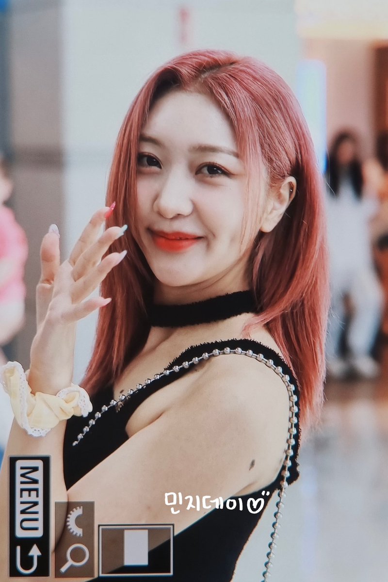 minjiday_331's tweet photo. 230805 ICN
#민지 #MINJI 
#시크릿넘버 #SECRET_NUMBER https://t.co/4lDch1EGtQ