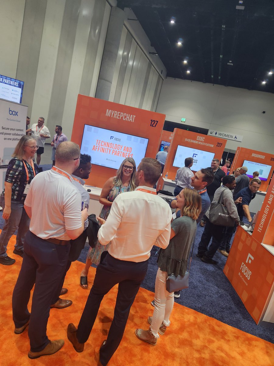 MyRepChat tweet media