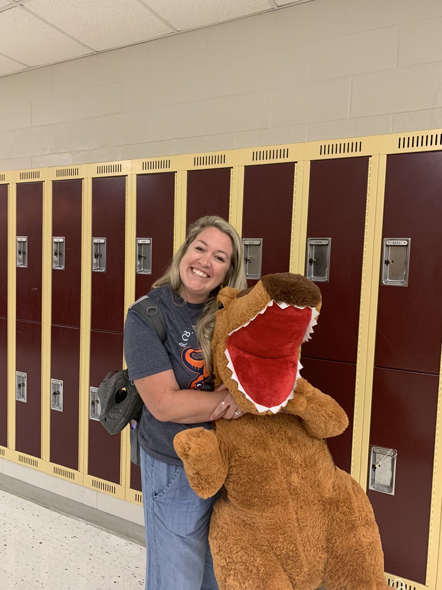 Karen Hollar tweet media