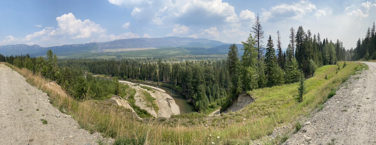 Over the Elk Pass dino-wheels.blogspot.com/2023/08/over-e…