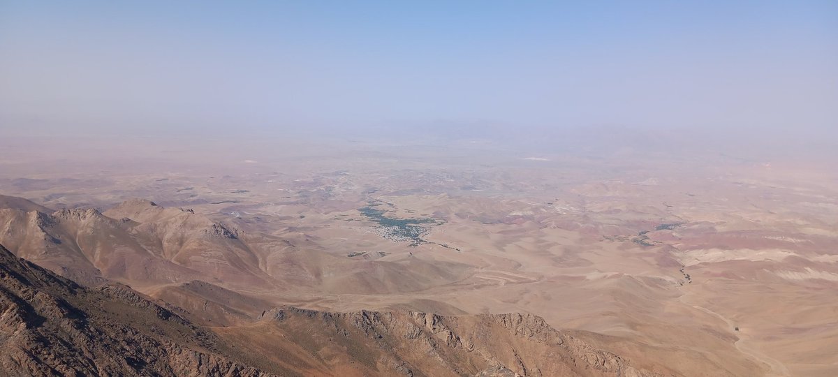 dr_yarahmadi's tweet photo. Solo Climbing to #Domir Ardahal Peak (3505)in the #Karkas Mountains Range in central #Iran. The Karkas Mountains were formed mainly during the Eocene volcanism.
#Zagros
#Alborz
#Sahand_Bazman https://t.co/jTaWOSjR15