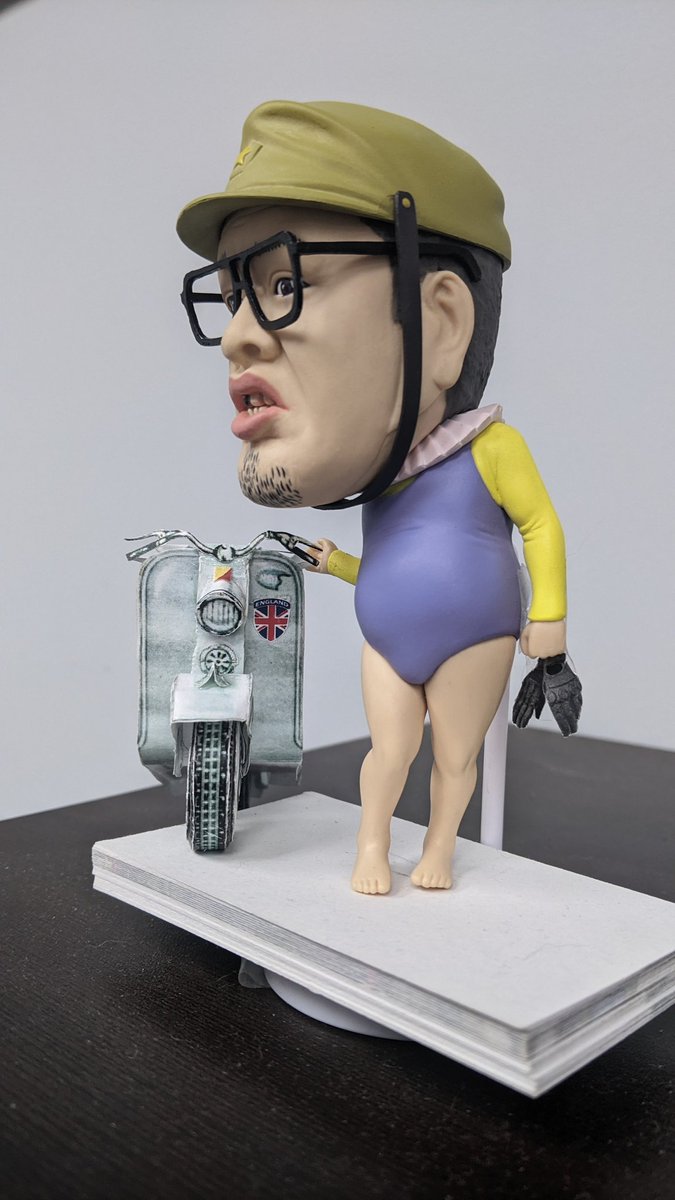 RhysKi23's tweet photo. @yodareyodare #readytoroll with a new custom ride 🛵 #Kukki @genie_high  #papermodel #scooterbrother #letsride https://t.co/FA9YWqCGwj