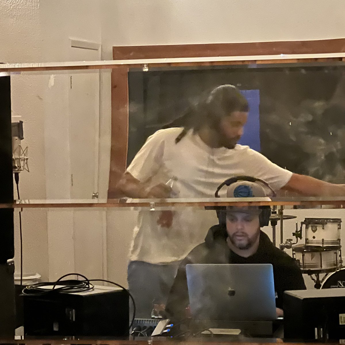 figibeats's tweet photo. [12:17] https://t.co/CCGwzDYl3A
