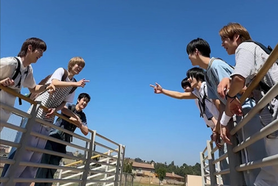 SM's New Boy Group #RIIZE Becomes Fastest K-Pop Group To Hit 1 Million Followers On Instagram
soompi.com/article/160537…