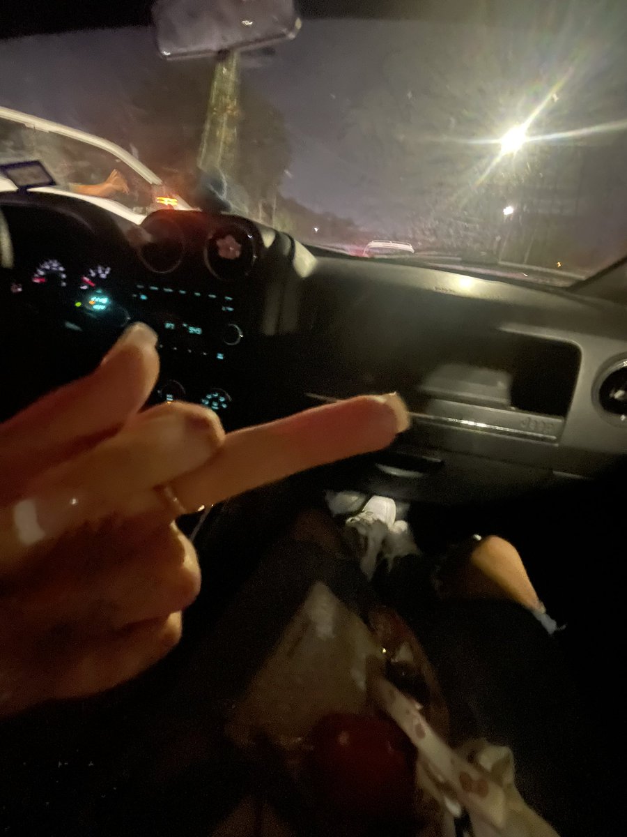 r_eynaaa_'s tweet photo. fuck the world im in the universe. https://t.co/tBowzUXQX6