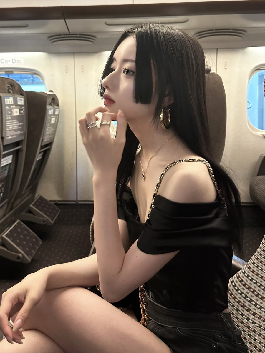 夏帆 tweet media