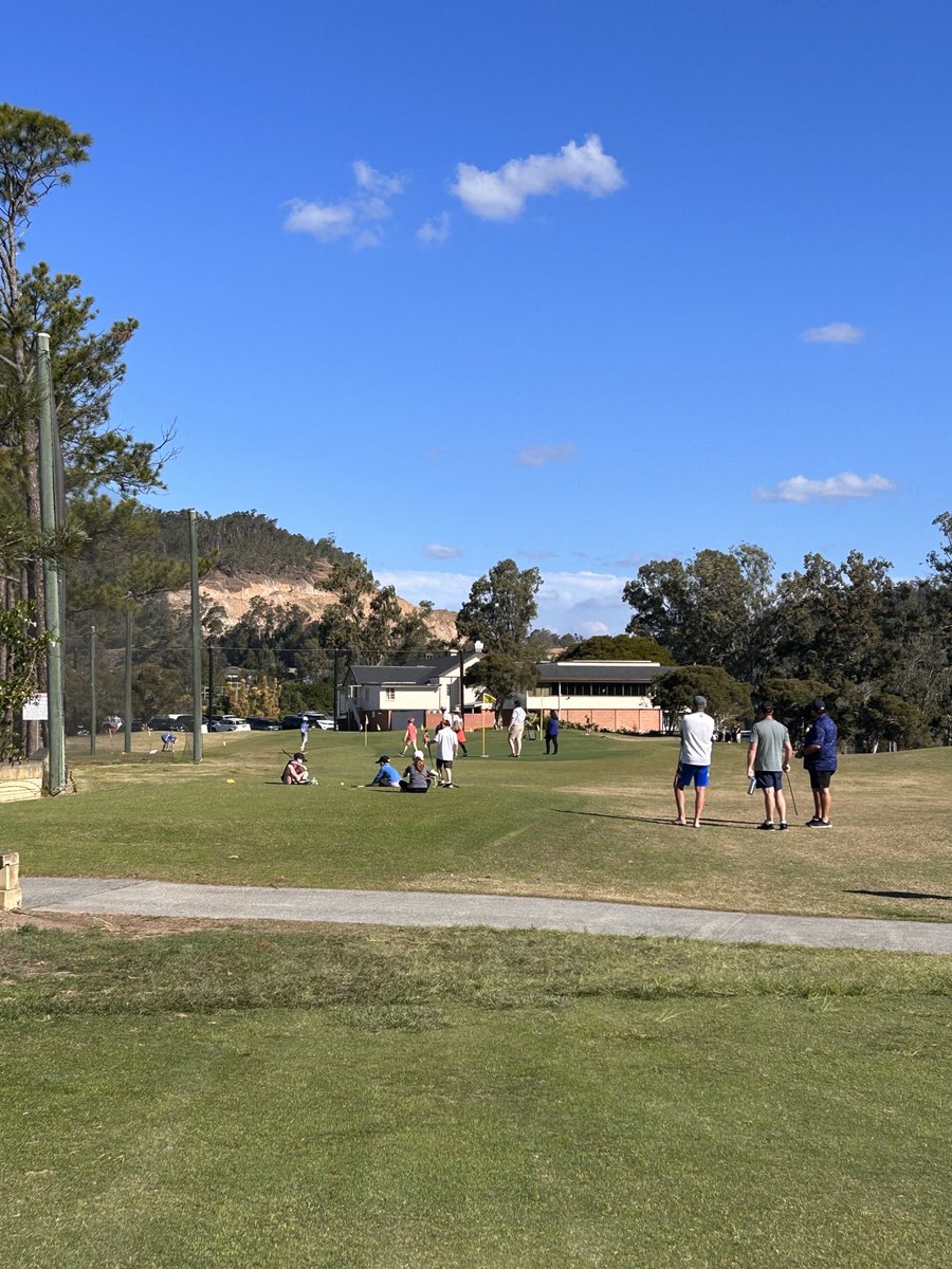 I have always been proud of my club ⁦<a href="/KeperraGolf/">Keperra Golf</a>⁩ but the new short game facility has taken it to a new level. Kids, mums, dads and grandparents all enjoying and learning the game #firstclass ⁦<a href="/GolfAust/">Golf Australia ⛳️</a>⁩ ⁦<a href="/PGAofAustralia/">PGA of Australia</a>⁩ ⁦<a href="/GolfAustMag/">GolfAustraliaMag</a>⁩