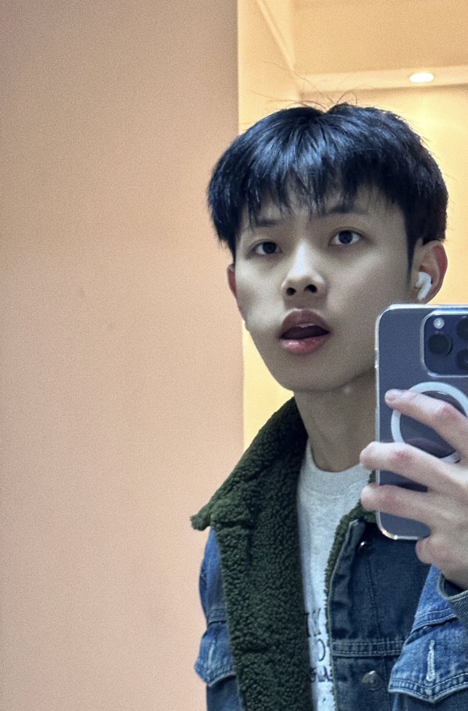 putritianti2's tweet photo. #男士spa #按摩推油 #mb #男模 
#男同 #gay #同志男男 #spa
 #rush #同城按摩推油 
#同城服务 #招兼职

预约加QQ 3442913824 https://t.co/6fcQYvEdKt
