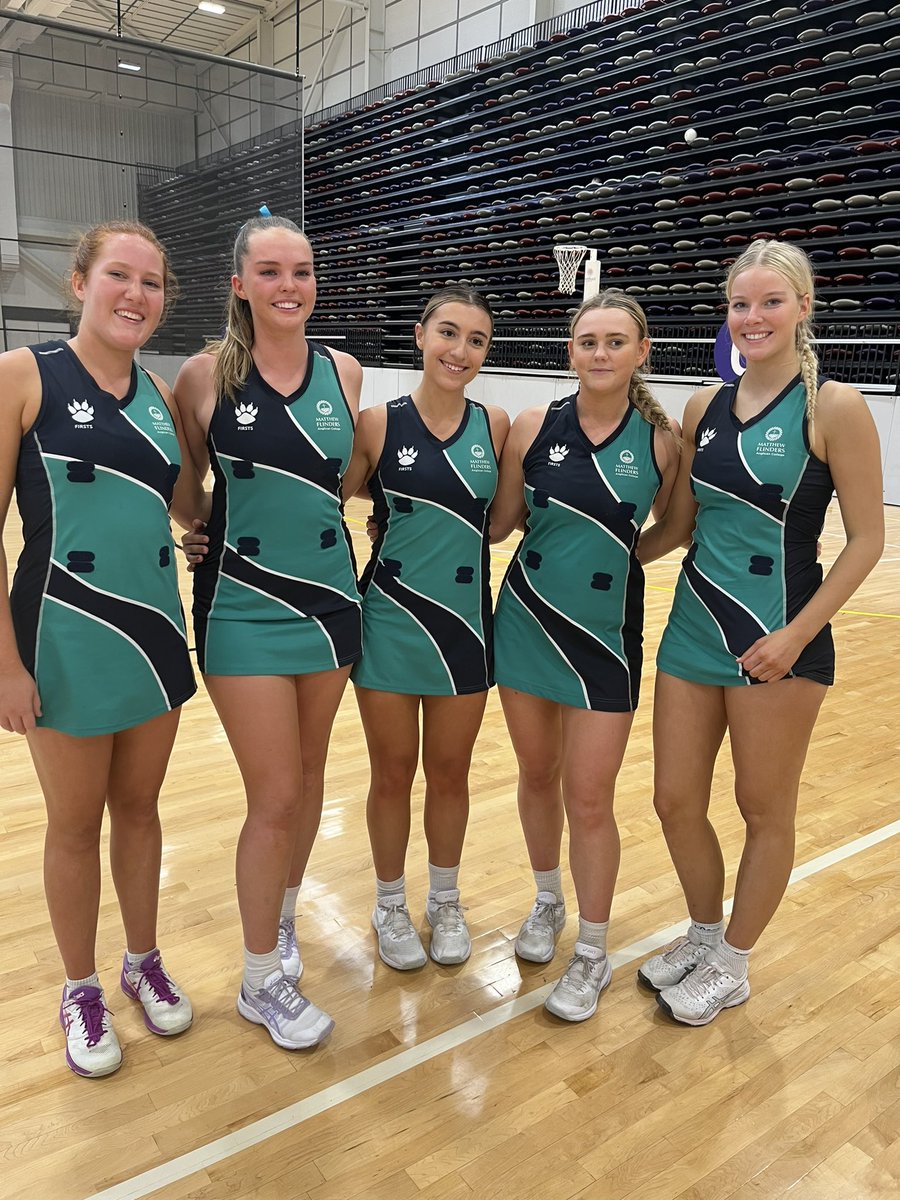 netball_mfac's tweet photo. Strong finish from the Firsts with a 35-29 win over St Rita’s to finish in 7th place. Congratulations to our Year 12s #proudtobeflinders https://t.co/2Wqd1zACgn