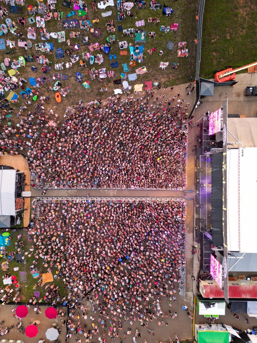 Hinterland (@hinterlandiowa) on Twitter photo Well that was a journey of epic proportions!
Thanks for a great day one, Hinterlanders!
Photo: <a href="/DronographyIowa/">Dronography Iowa</a> Well that was a journey of epic proportions!
Thanks for a great day one, Hinterlanders!
Photo: <a href="/DronographyIowa/">Dronography Iowa</a>