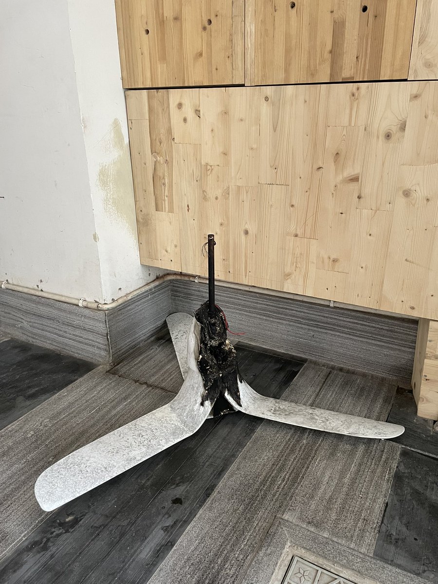 SakshamMal's tweet photo. Dear @Crompton_India, I've long admired your brand and it's disheartening to share this. Recently, a ceiling fan I bought resulted in an unfortunate incident  causing property damage. Safety is paramount. I'm hopeful for a responsible reply &amp; resolution. #Crompton #SafetyFirst https://t.co/PTdG3QwUtu