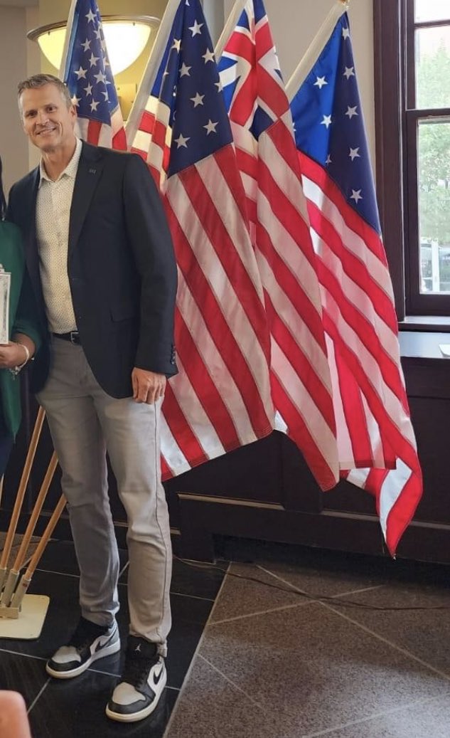 Ok Mayor <a href="/paultenhaken/">Paul TenHaken</a> I see your shoe game🔥