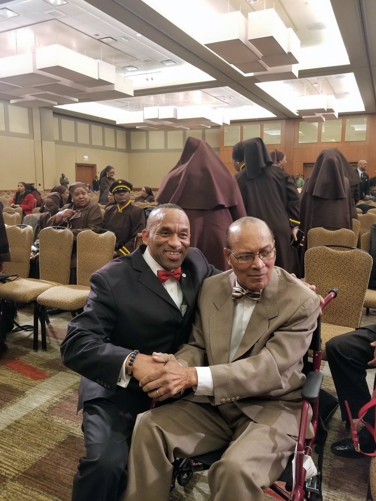 SamuelClark4's tweet photo. The Honorable Minister @LouisFarrakhan played a Special Honor to our Great Brother & Angel #JabrilMuhammad who came to help restore the Chief Helper of T.H.E.M. It was a "Largo for Jabril" renamed from a song in his album originally titled "A Time of Meditation & Reflection." https://t.co/5jD9qA1NQj