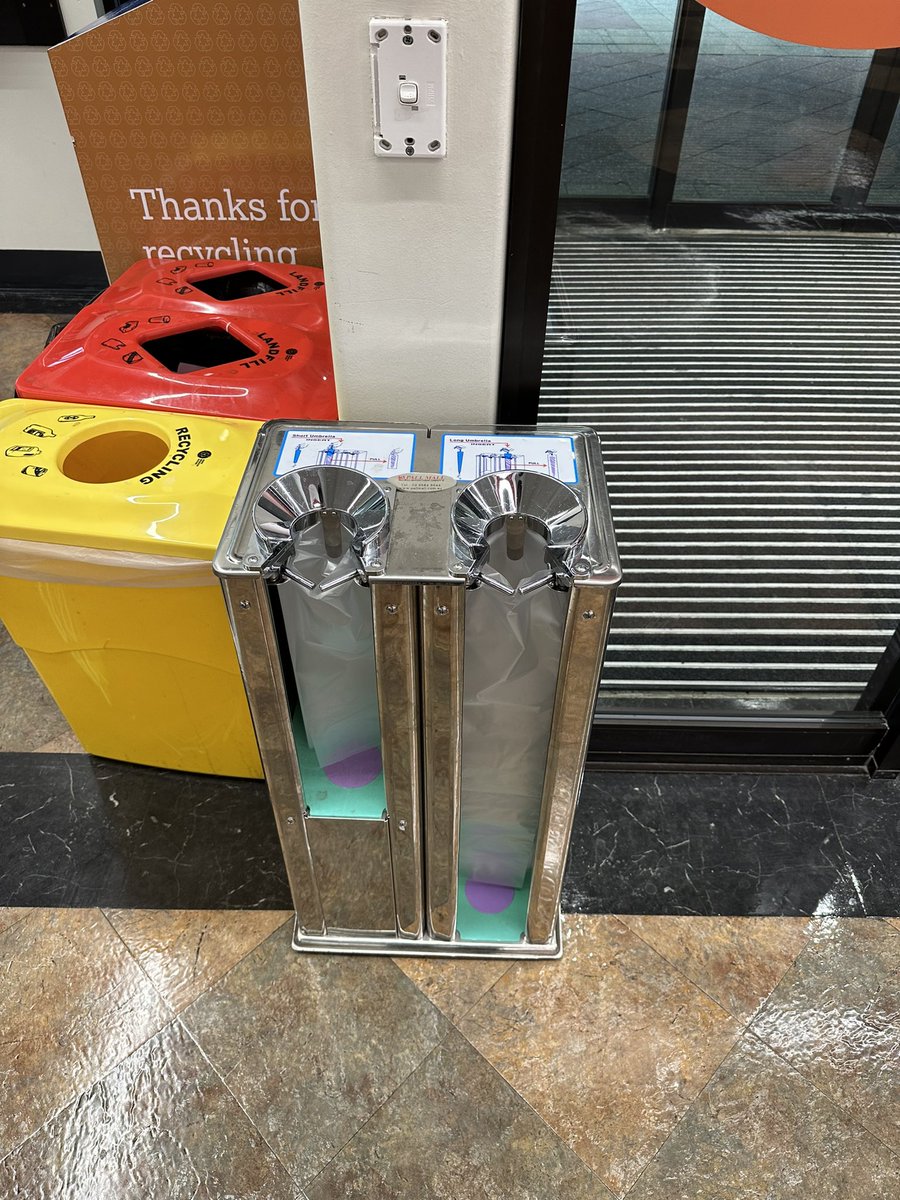 TysonMillar's tweet image. Single use plastic bag ban came into effect last year in NSW, yet @WaverleyCouncil library continues to use the most useless plastic bag dispenser of this century - the all mighty umbrella bagger… #consumeless #wasteless #plasticbags