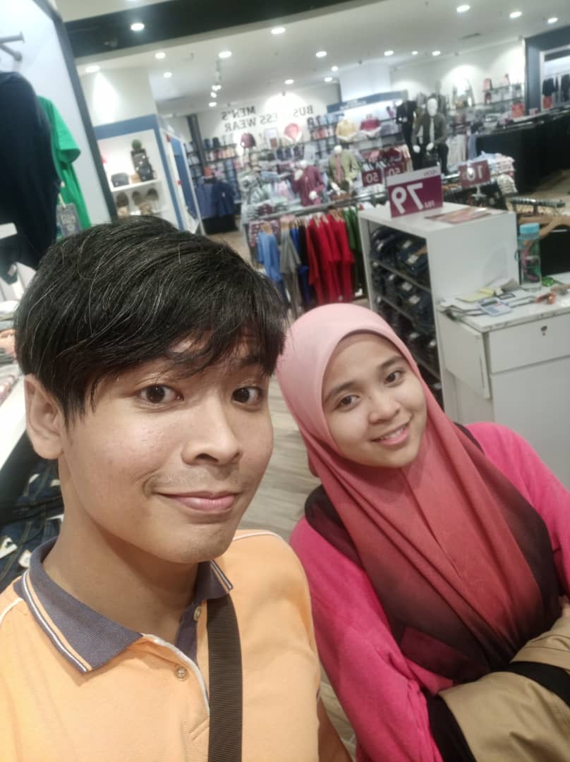 Assalamualaikum and hi <a href="/TwtJodohMY/">TwtJodoh 🍉</a>, <a href="/CariJodohMY/">carijodoh 💞</a> and everyone. 

First time here, seriously looking for lifetime partner. Ready to settle down within 1-2 years. Anyone interested feel free to dm me via twitter or telegram provided in my account. Tolong provide gambar ya. Thanks.