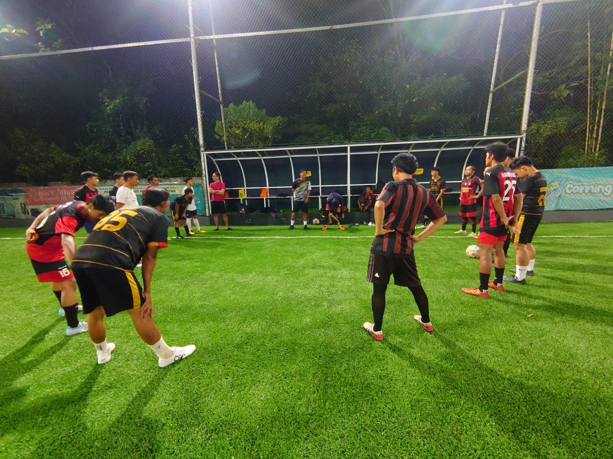 MIbasisBJB's tweet photo. Fun Minisoccer dan coaching Clinic with Coach Muh

@milanistiorid

#milanistiIndonesia #milanistibanjarbaru #acmilan #banjarbaru #Minisoccer #RugiKadaUmpat https://t.co/0iRSbonGk4