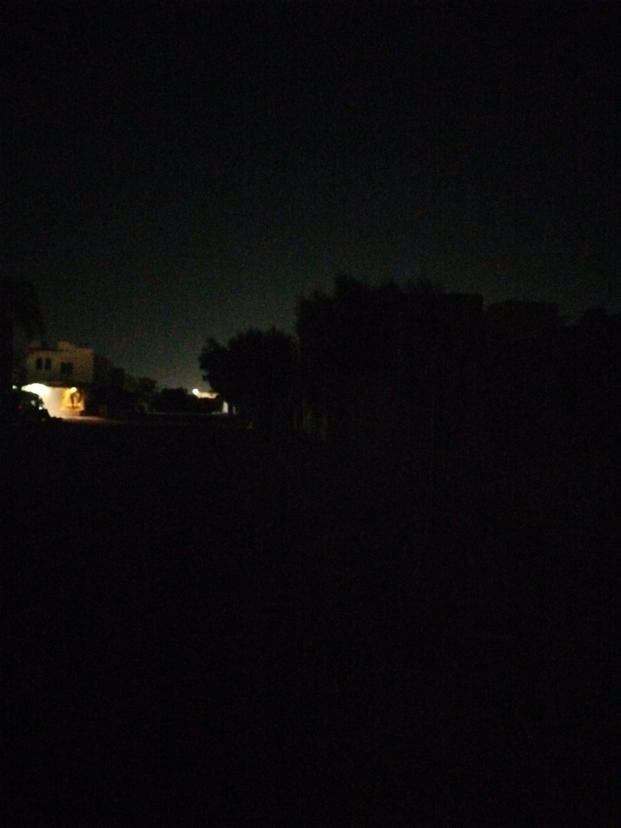MarioPlacier's tweet photo. @CFEmx @CFE_Contigo seguimos sin luz en una parte de la colonia Camino Real, en @lapaz #BCS siguen los apagones @GobBCS ayúdenos. @forceps21 https://t.co/GBaGeRRU0D