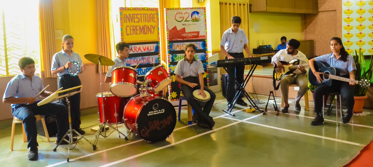 gghsgwalior's tweet photo. Investiture Ceremony 2023-24 : Honouring Leaders and Fostering Responsibility
At GGHS it was a momentous occasion in which elected candidates were bestowed with positions of authority and responsibility.
The Glorian Family congratulates the newly elected Students'Council. https://t.co/6cf6Byc5oc