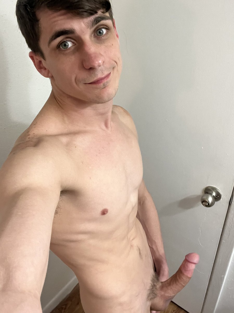 50% my JFF for 30Days Sample.
Turns out becoming Legally Blind makes things a little harder.justfor.fans/MarcusRyanXXX?…